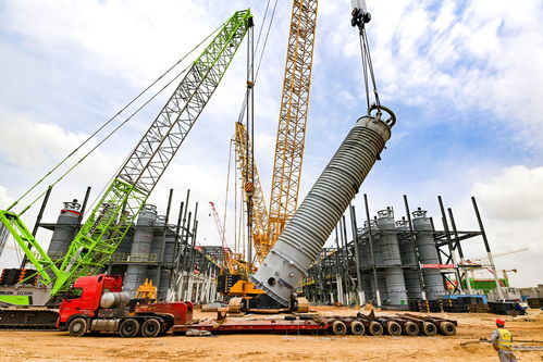 绿色动能加速汇聚 鄂尔多斯光伏装备制造产业基地建设正酣